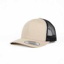 Load image into Gallery viewer, 6606T Classic Retro Wade Trucker - Two Tone - Embroidered