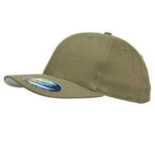 Load image into Gallery viewer, 6277 Worn by the World