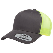Load image into Gallery viewer, 6606T Classic Retro Wade Trucker - Two Tone
