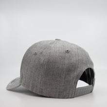 Load image into Gallery viewer, UFlex Adults Pro Style 5 Panel Snapback