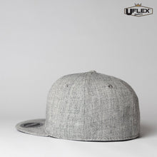 Load image into Gallery viewer, UFlex Adults Flat Peak 6 Panel Fitted